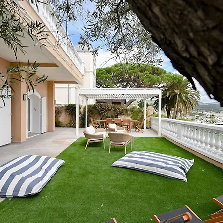 Jonaxel - Sur Le Port De *